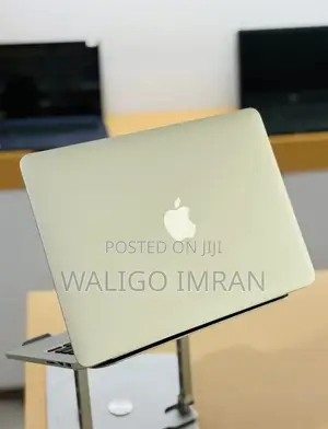 Laptop Apple MacBook Pro 2015 8GB Intel Core i5 SSD 512GB