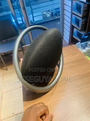 Harman Kardon Studio 8