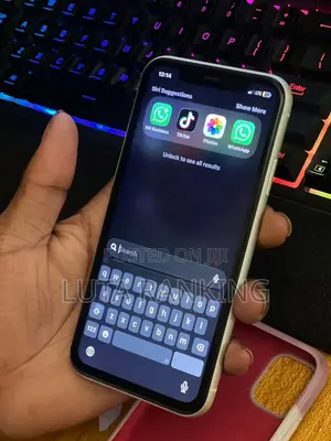 Apple iPhone 11 64 GB White