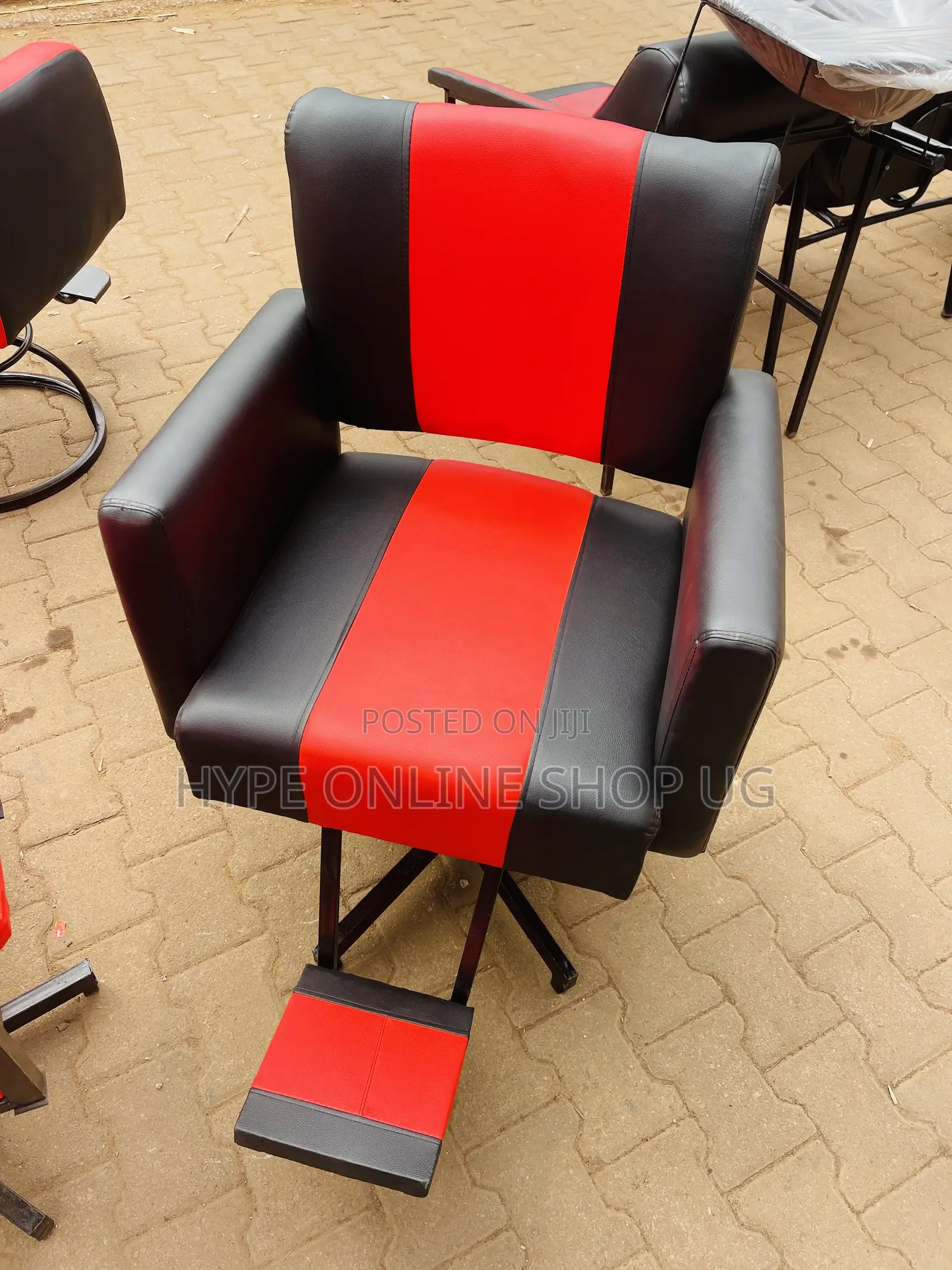 Modern Designs Barber Chair
