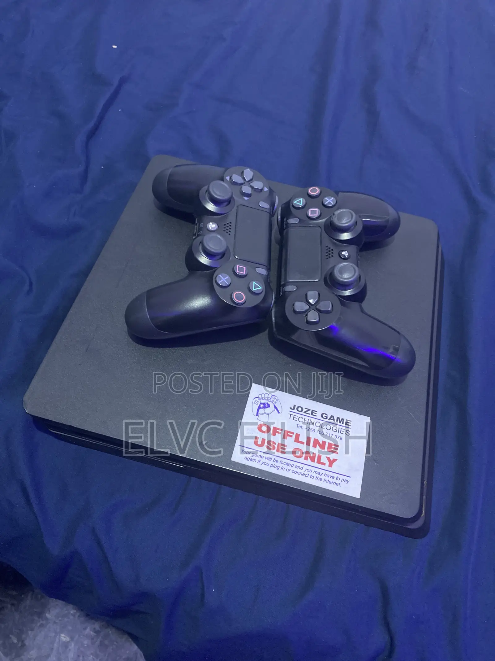 Play Station 4 Slim