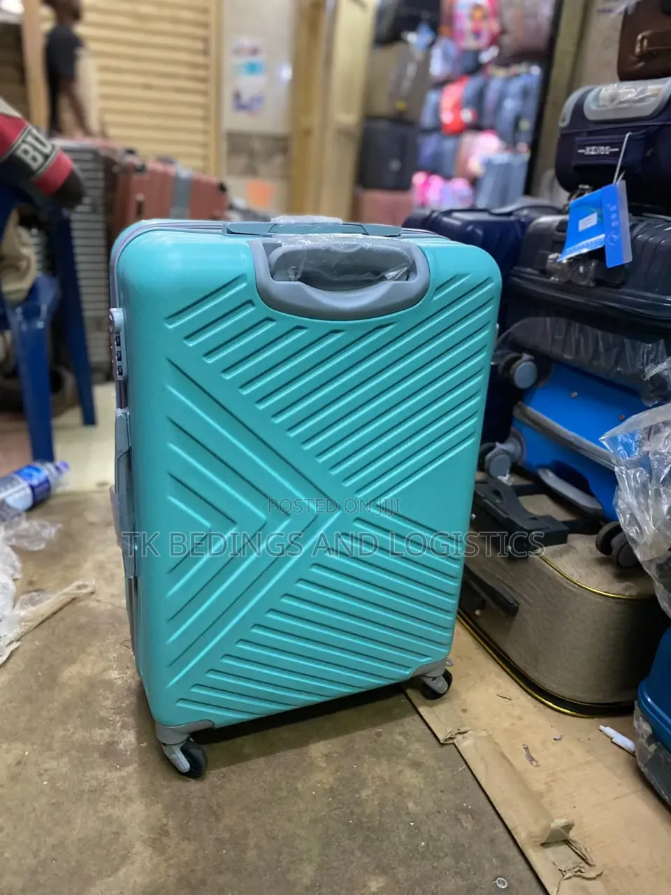 Tacus Blue Meduim Suitcase
