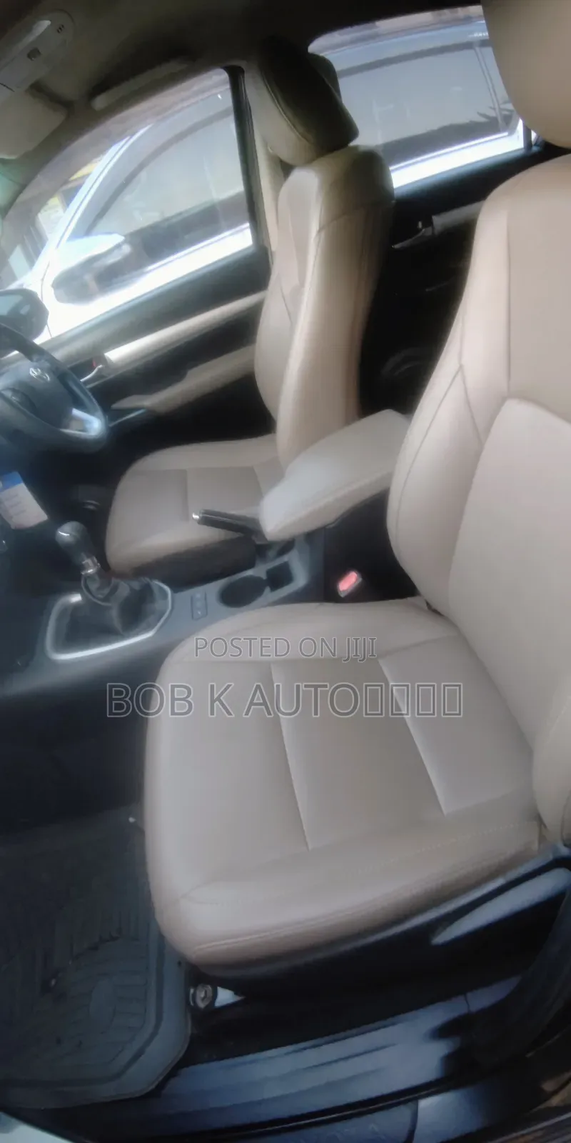 Toyota Hilux 2018 Gray