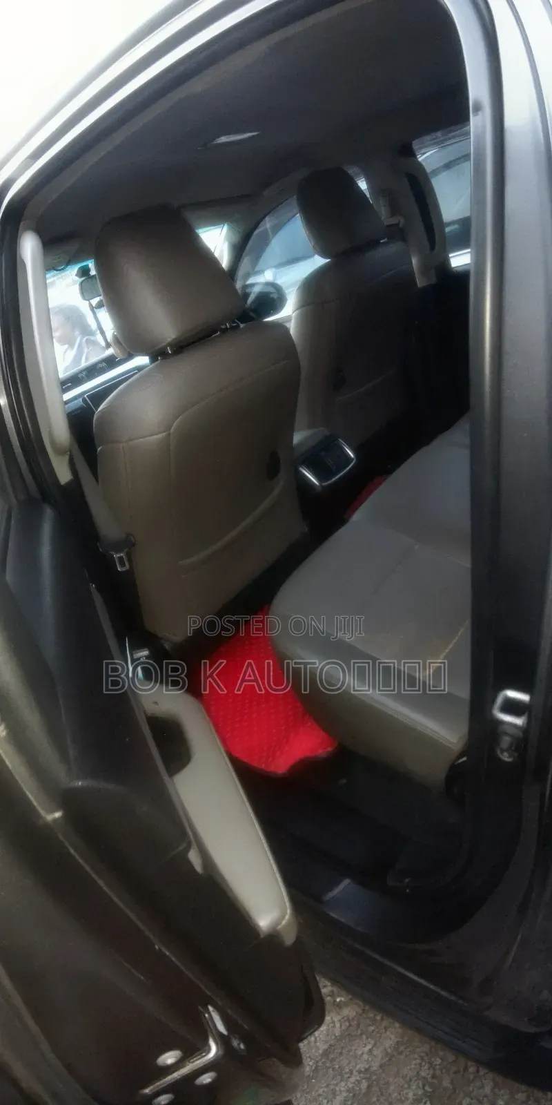 Toyota Hilux 2018 Gray