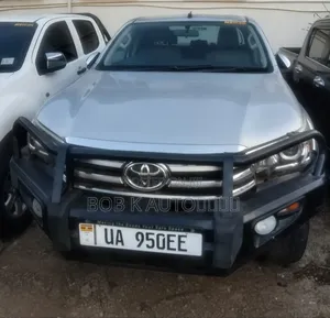 Toyota Hilux 2018 Silver
