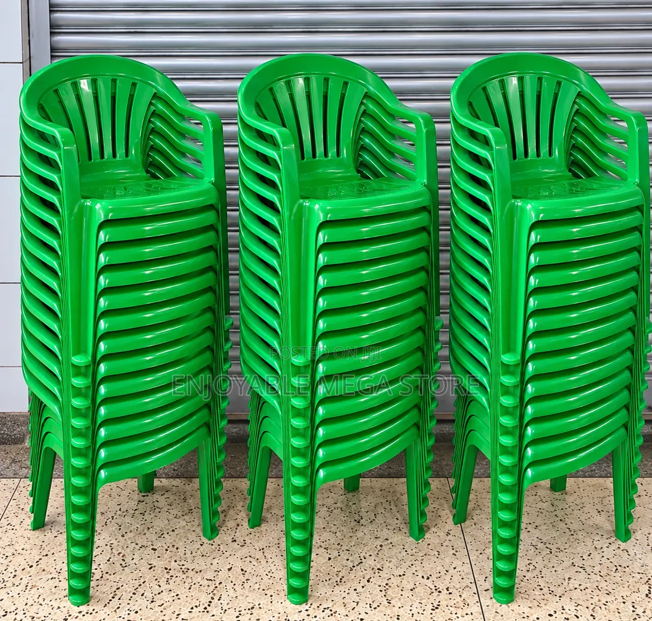 1Pcs Mega Plastic Chairs Plastic Chairs