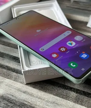 New Samsung Galaxy A73 5G 256 GB Green