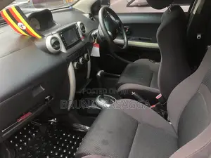 Toyota IST 2002 Silver