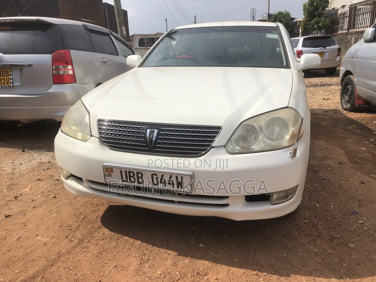 Toyota Mark II 2000 White