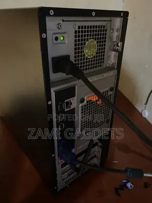 Desktop Computer Dell OptiPlex 390 6GB Intel Pentium HDD 500GB