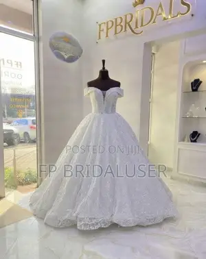Wedding Gown for Hire Long-Sleeved Floral