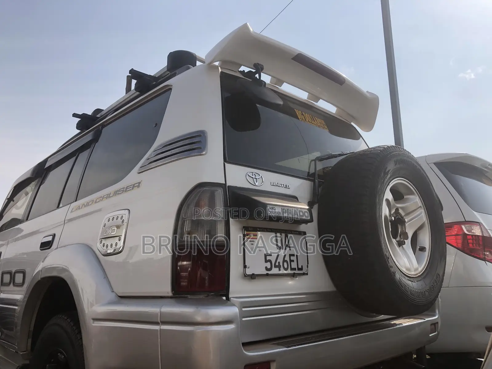 Toyota Land Cruiser Prado 1999 White
