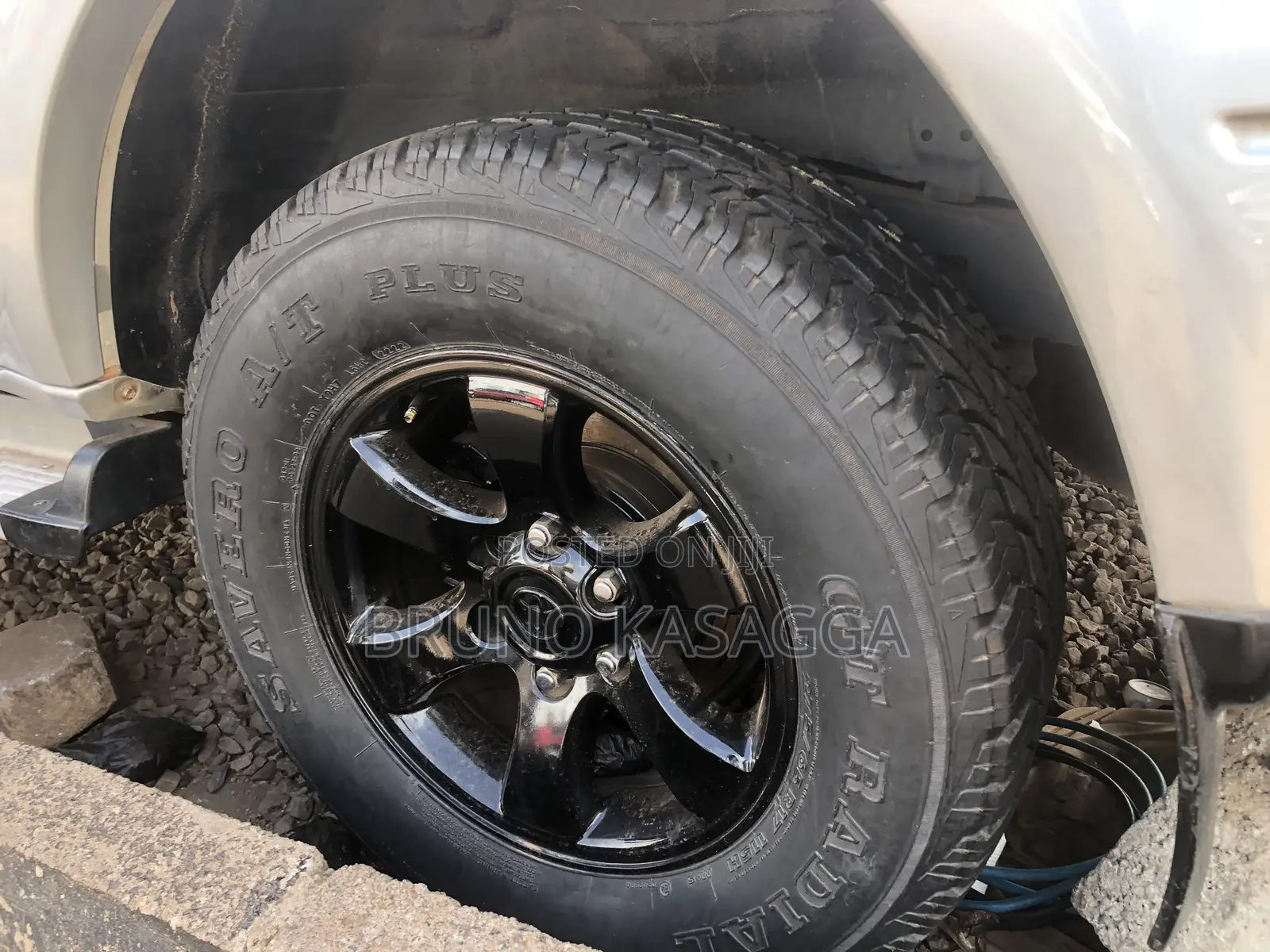 Toyota Land Cruiser Prado 1999 White
