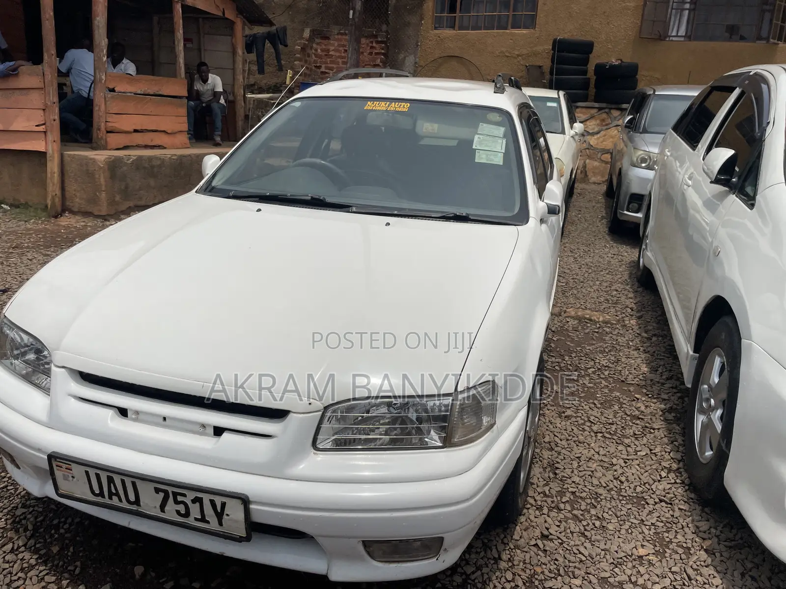Toyota Carib 2000 White