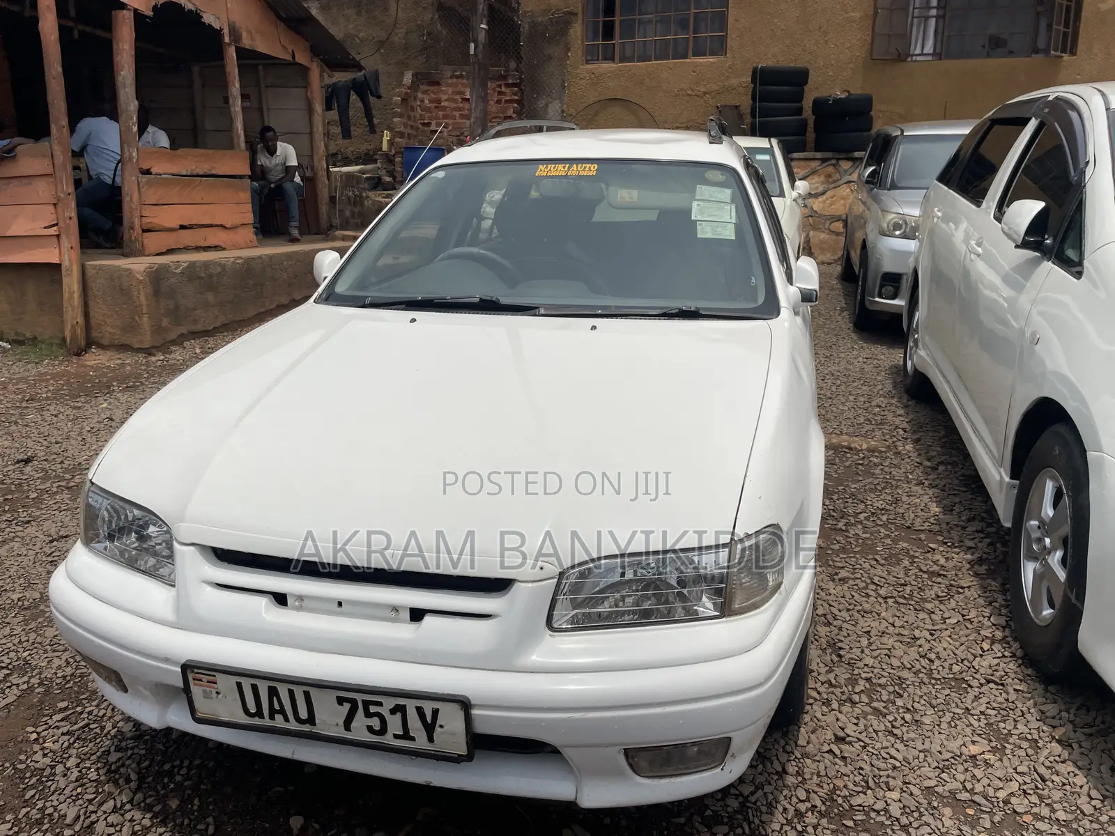 Toyota Carib 2000 White