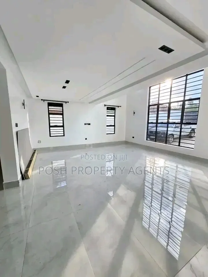 4bdrm Duplex in Lubowa, Central Division for rent