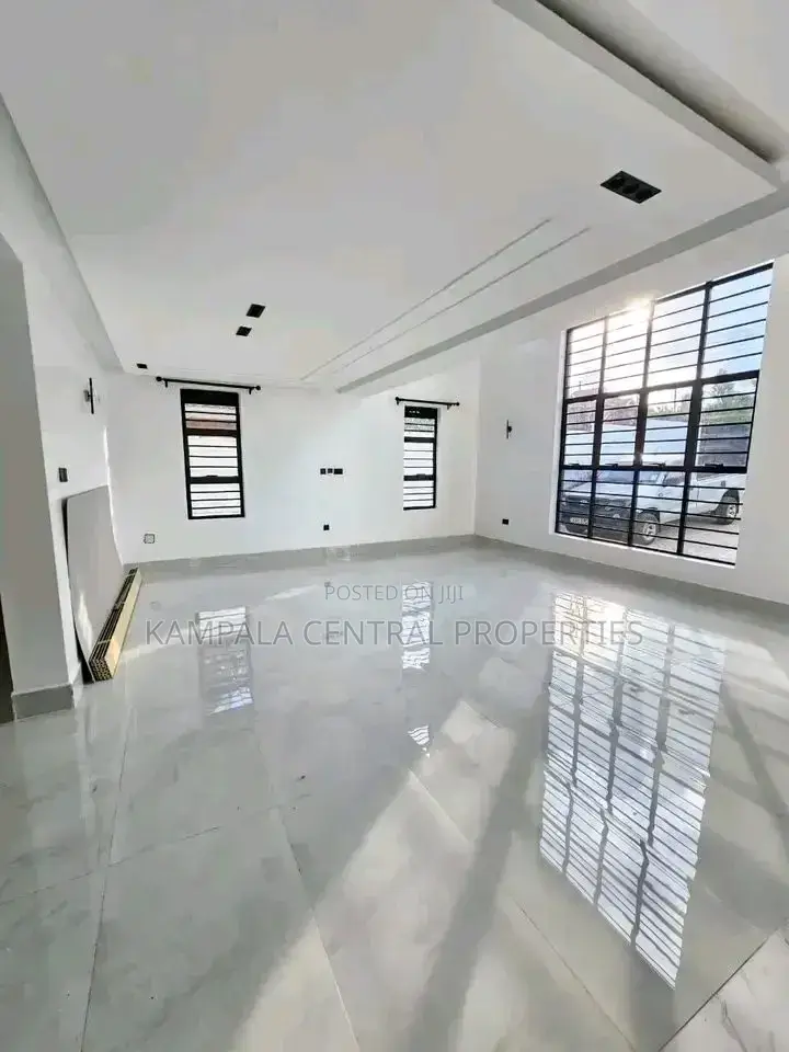 4bdrm Duplex in Lubowa, Central Division for rent