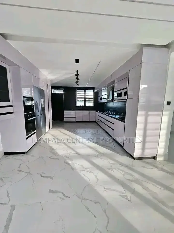 4bdrm Duplex in Lubowa, Central Division for rent