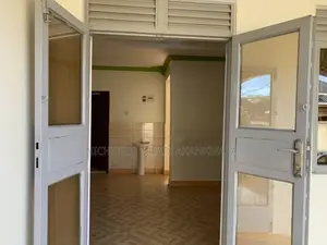 2bdrm Apartment in Near Joggies Mityana, Bulenga for rent
