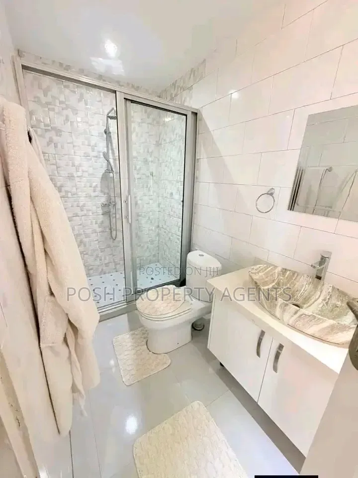 4bdrm Duplex in Lubowa, Central Division for rent