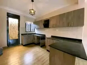 4bdrm Duplex in Lweza Entebbe Road, Central Division for rent