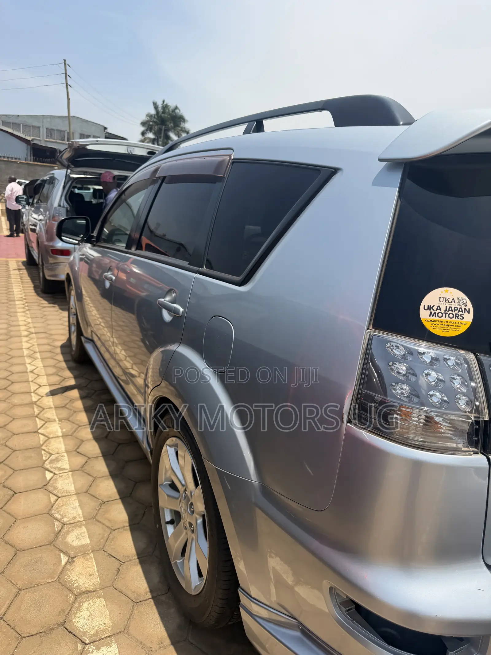 Mitsubishi Outlander SE 2012 Silver
