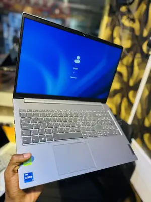 Laptop Lenovo ThinkBook 15 16GB Intel Core i7 SSD 512GB