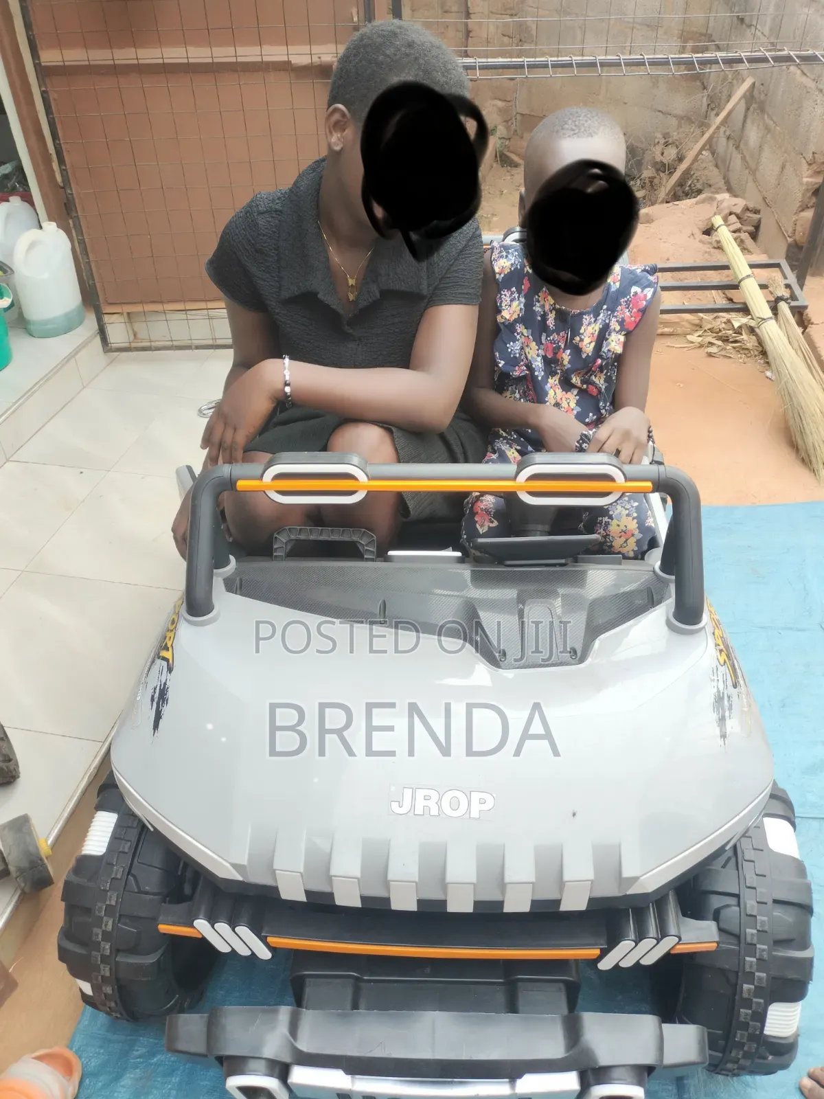 Rechargeable Big Strong 4X4 Kids Krop Sports Car for Upto 15 Years