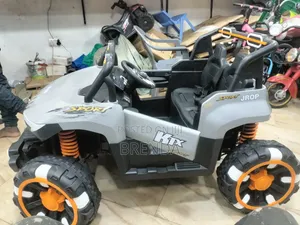 Rechargeable Big Strong 4X4 Kids Krop Sports Car for Upto 15 Years