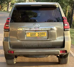 Toyota Land Cruiser Prado 2.8 D-4D 2014 Black