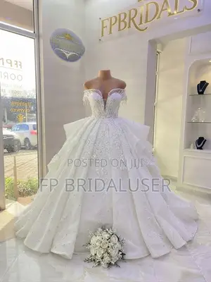 Wedding Gown for Hire L - Xl