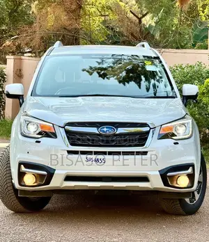 Subaru Forester 2017 White