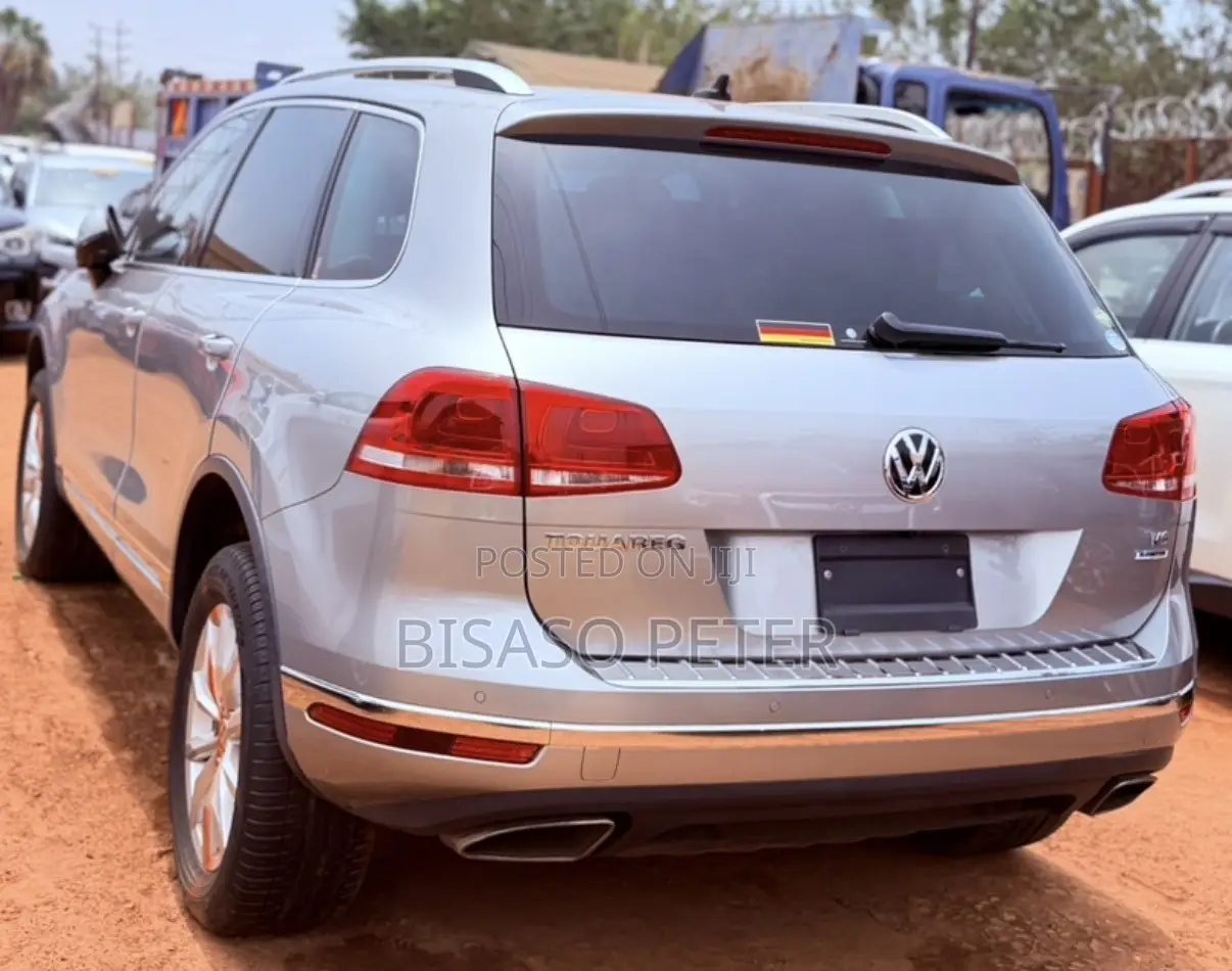 Volkswagen Touareg 2014 Silver