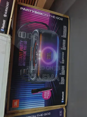 JBL Partybox on the GO 2