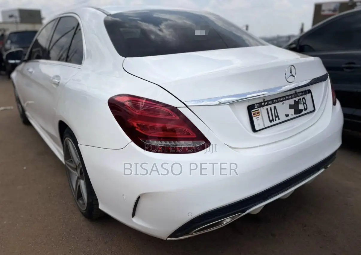Mercedes-Benz C200 2015 White