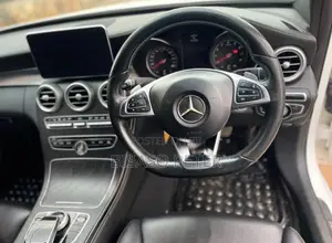 Mercedes-Benz C200 2015 White