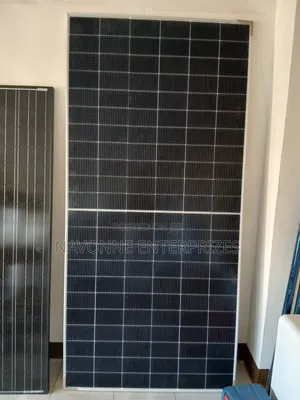 615W High Efficiency Monocrystalline Solar Panel 1500V DC
