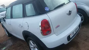 Mini Cooper 2017 White