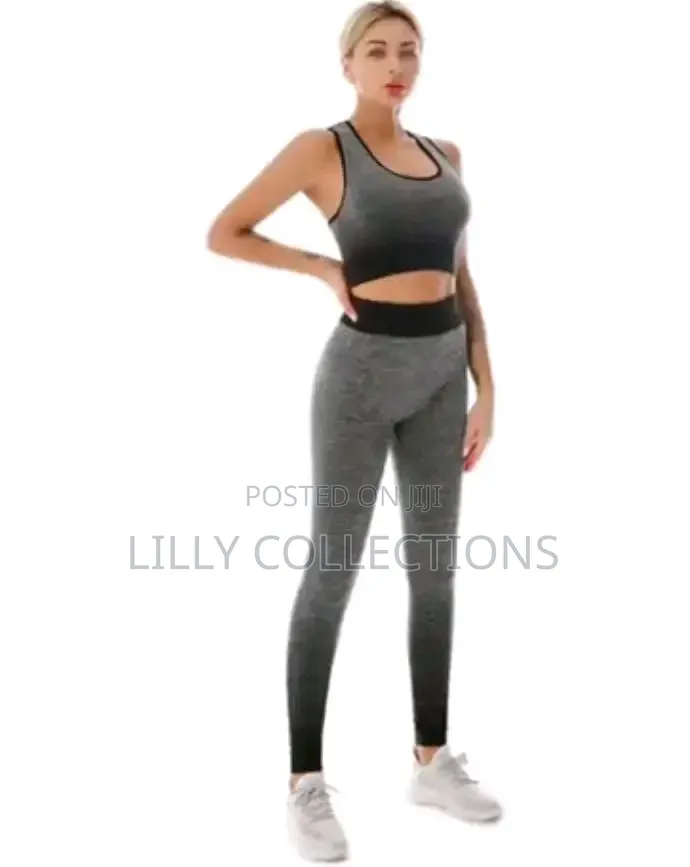 Two Piece Ladies Gym Wear