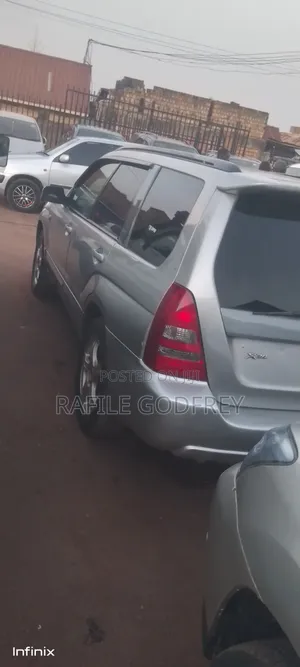 Subaru Forester 2001 Silver
