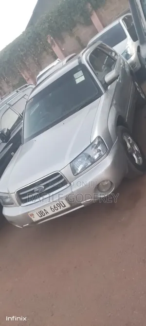Subaru Forester 2001 Silver
