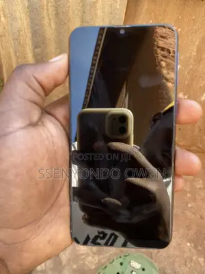 Samsung Galaxy M20 32 GB Black
