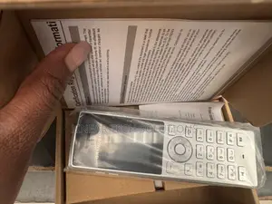 Grandstream Networks WP810 Metallic 2 Lines TFT WiFi