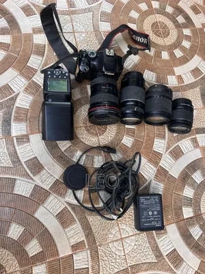 Canon EOS 550D + Canon EF Wide Lens + 18-55mm + Flash - Full Kit