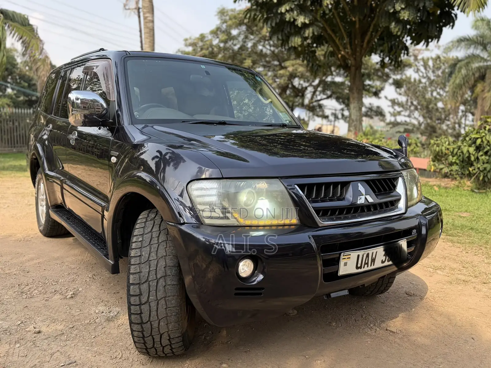 Mitsubishi Pajero 2001 Purple
