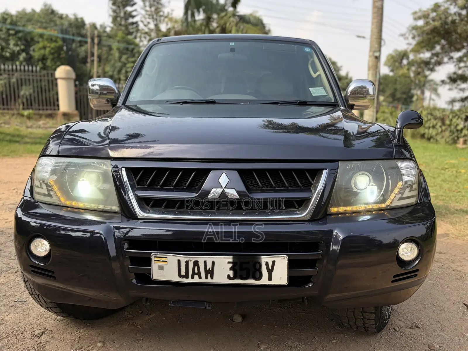 Mitsubishi Pajero 2001 Purple