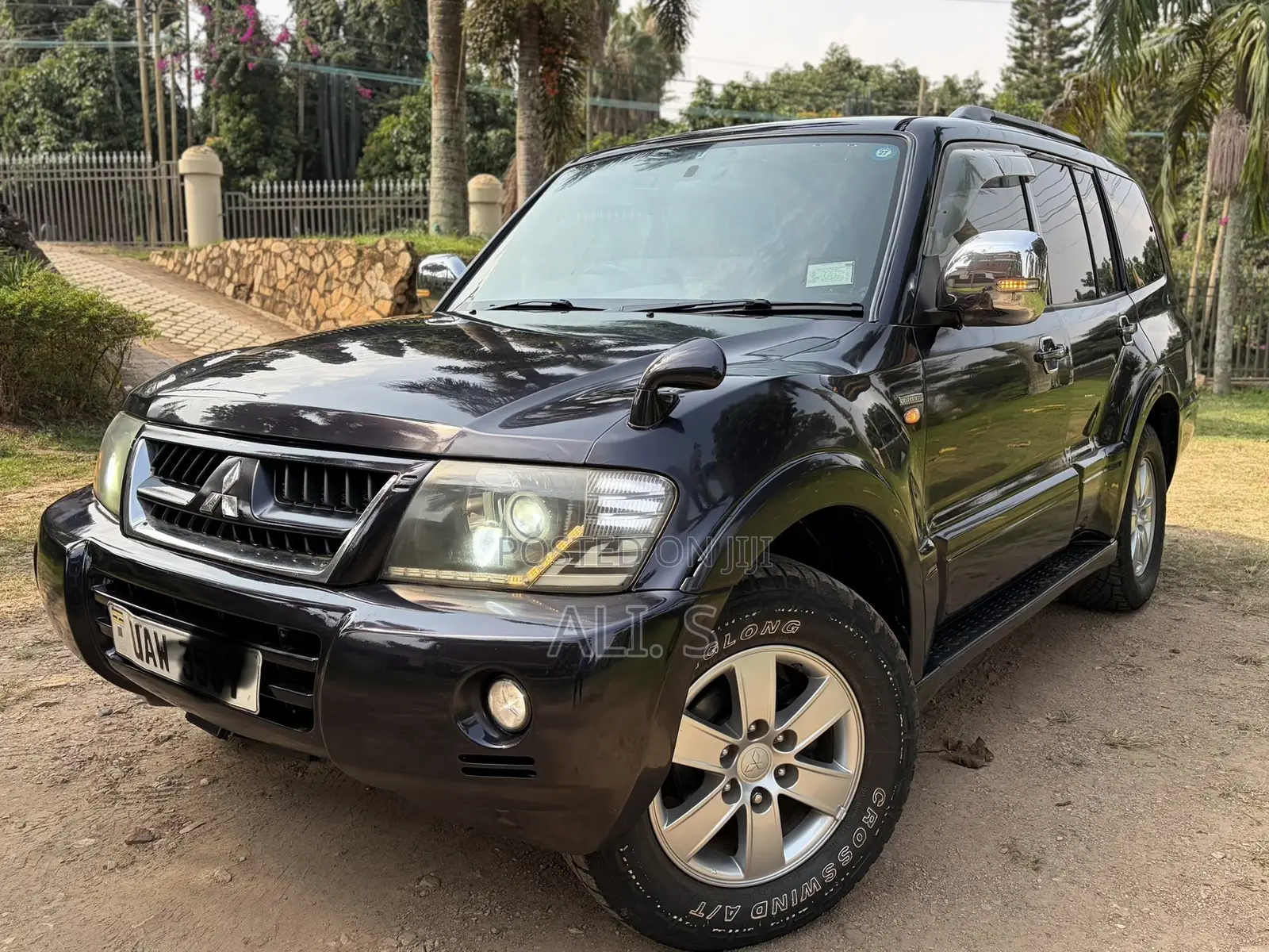 Mitsubishi Pajero 2001 Purple