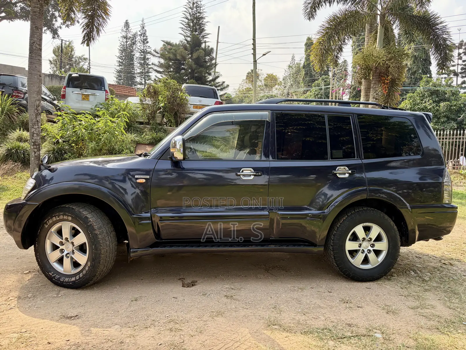 Mitsubishi Pajero 2001 Purple