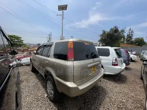 Honda CR-V 2000 Gold