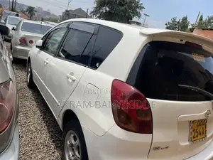 Toyota Corolla Spacio 2005 White